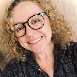 Meet your Posher, Ally